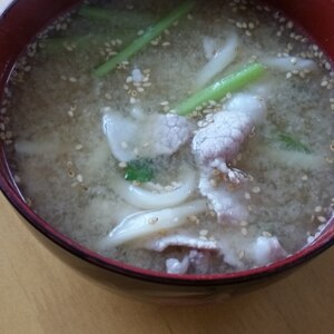 ☆特製♪味噌煮込みうどん☆